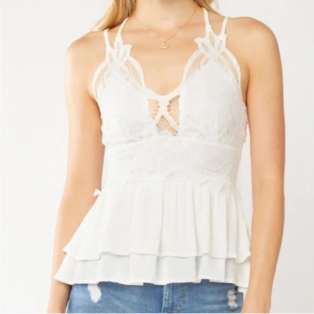 Entro NWT White Lace tank Top with lace and ruffle new boho festival summer